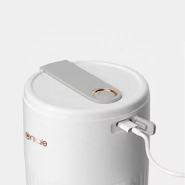 KIRA Portable USB Juicer | 400ml Personal Blender with 10 Stainless Steel Blades | 18,000 RPM | Rechargeable Battery (1500mAh) | Quiet Operation | Easy to Clean | Travel, Gym, Office, Kitchen | Fulfilled by Acquaso